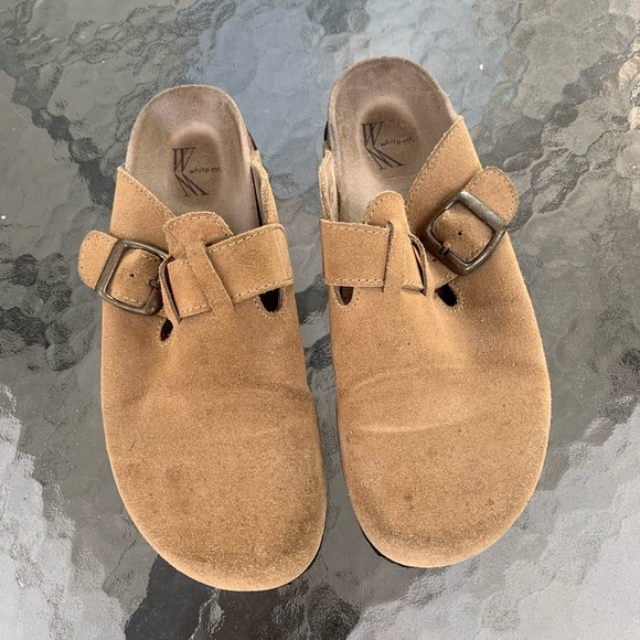 White Mountain Slip On Clogs - Picture 5 of 8